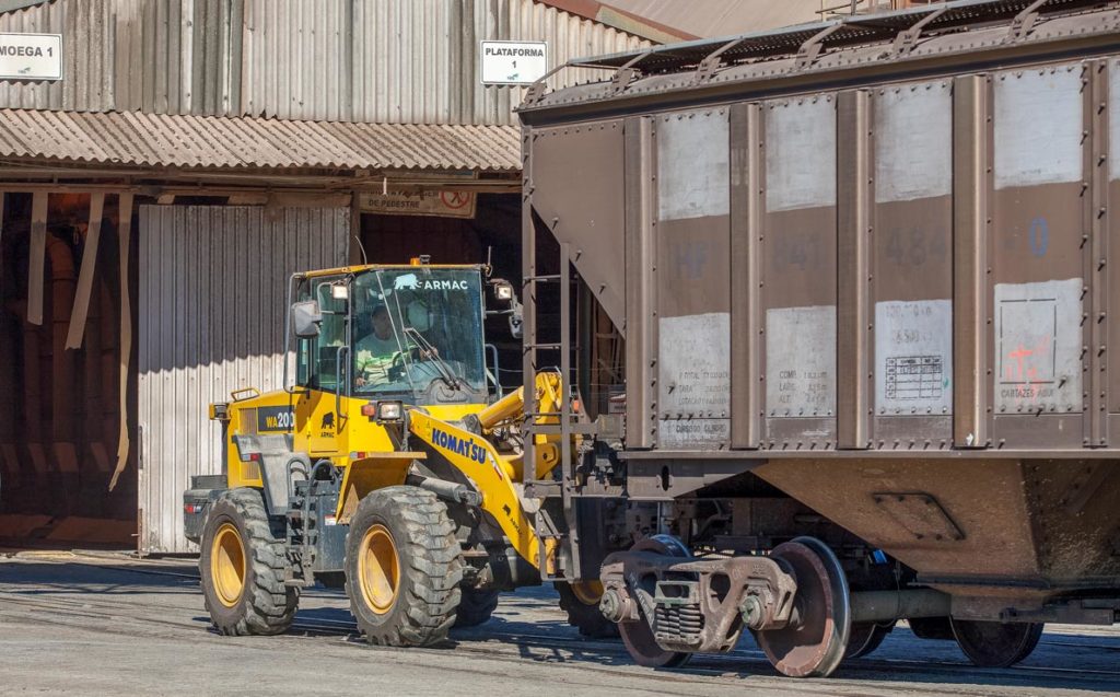 Pá carregadeira - Komatsu WA200