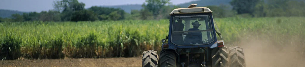 trator agrícola